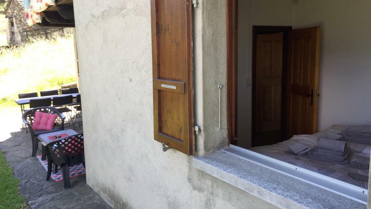 Ferienwohnung Rustico Ai Monti Cadenazzo Exterior foto